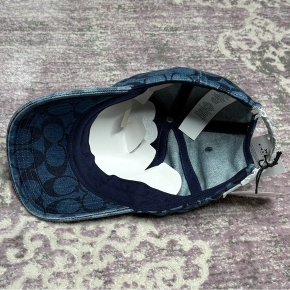 Coach Signature C Baseball Cap - Picture 6 of 8